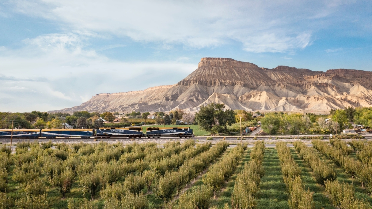 Image of train going through Mt Garfield