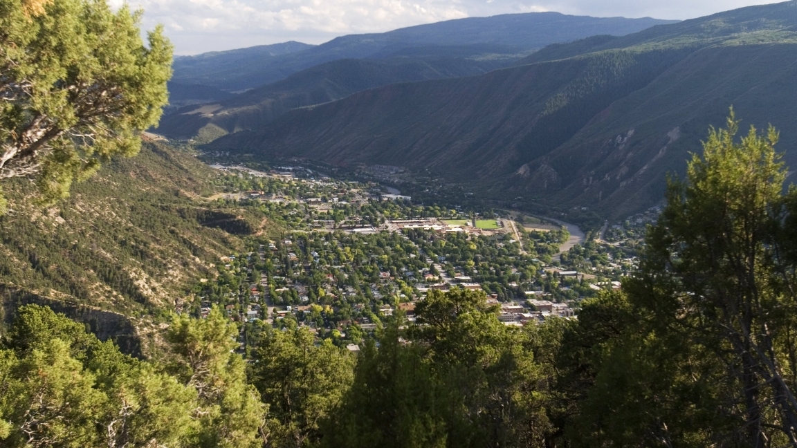 Image of Glenwood Springs skyline