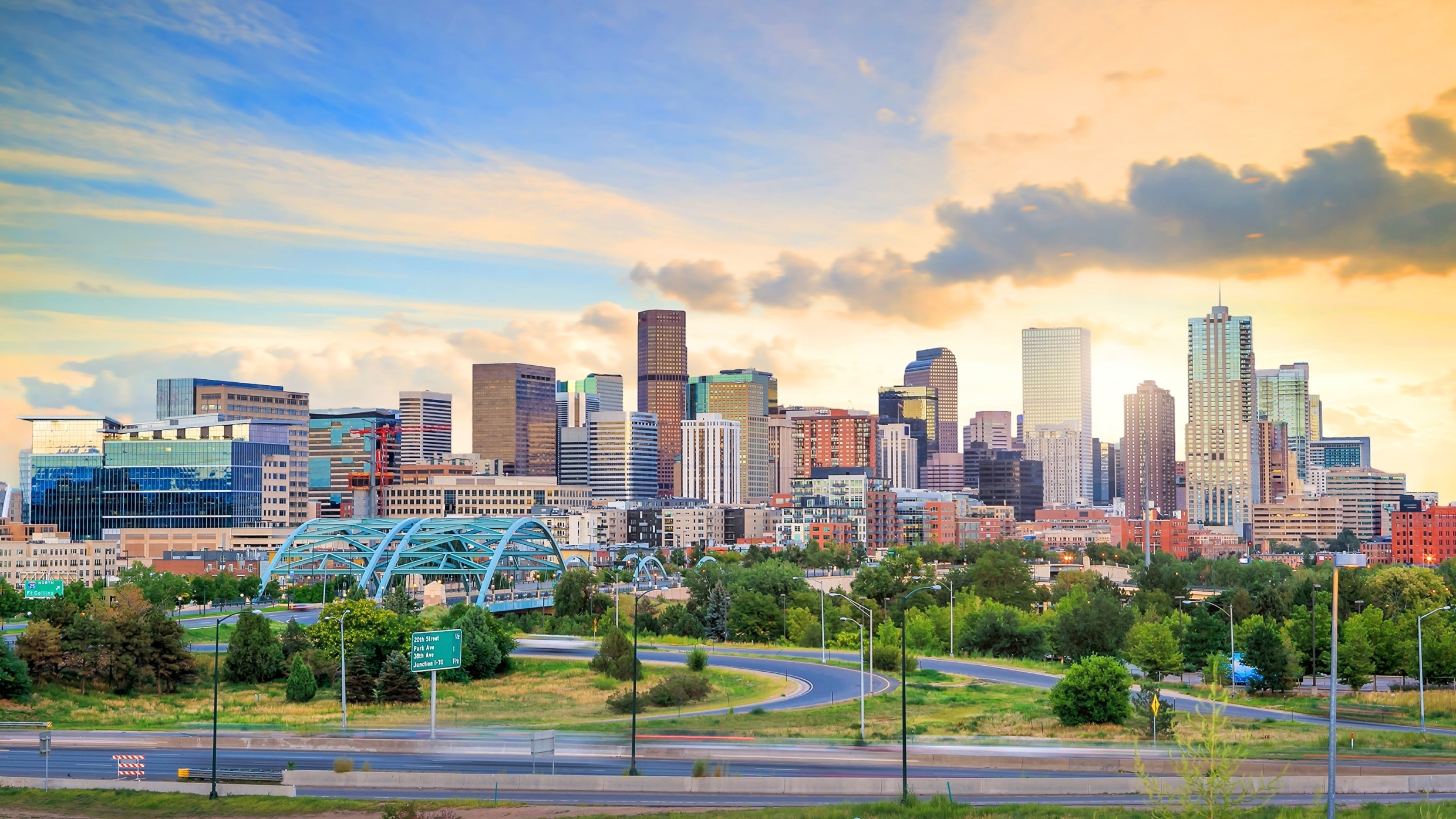 Image of Denver skyline